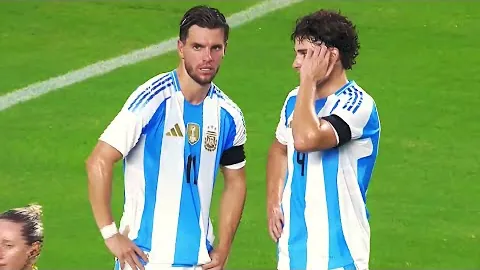 孙颖莎轻松击败杜凯琹，重庆冠军赛挺进八强